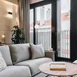 Amalia - 1 Bedroom And Parking In Santo Antonio * Lissabon