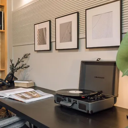 Amalia - 1 Bedroom And Parking In Santo Antonio *